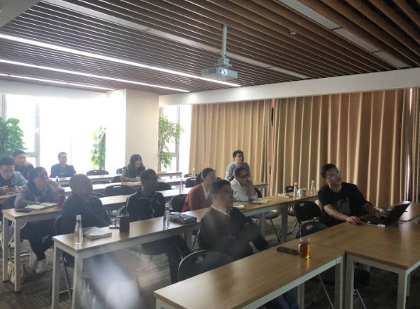 我司組織員工進(jìn)行信息化“慧果”軟件實(shí)操互動(dòng)演練